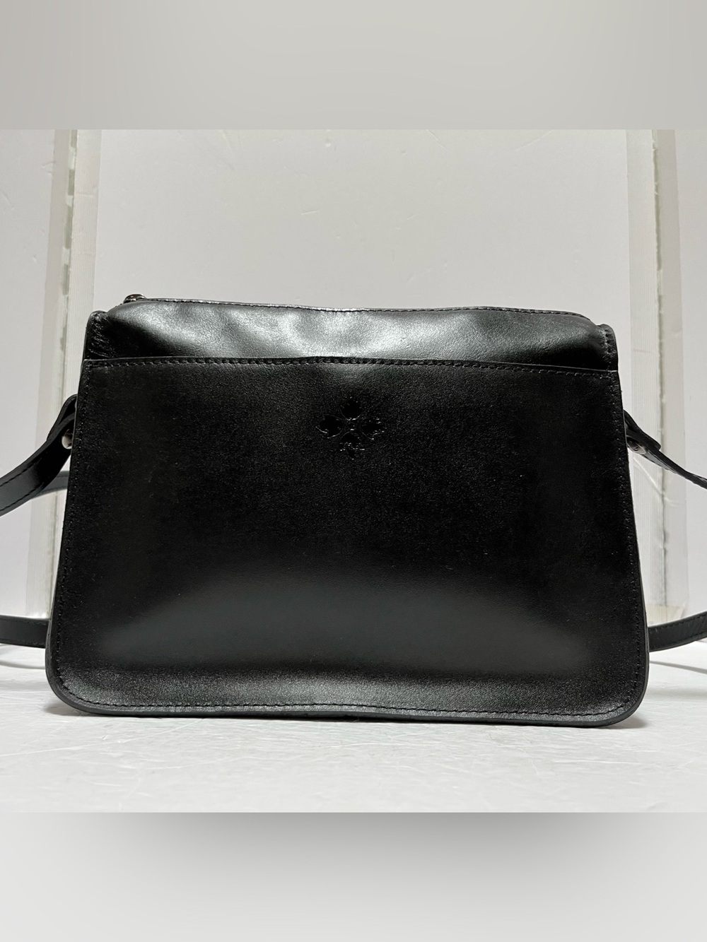 Patricia Nash Nazaire Black Leather Top Zip Crossbody Bag Like New